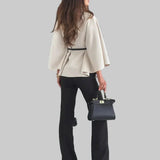 Selviora - Elegantna jakna s lepršavim rukavima i remenom