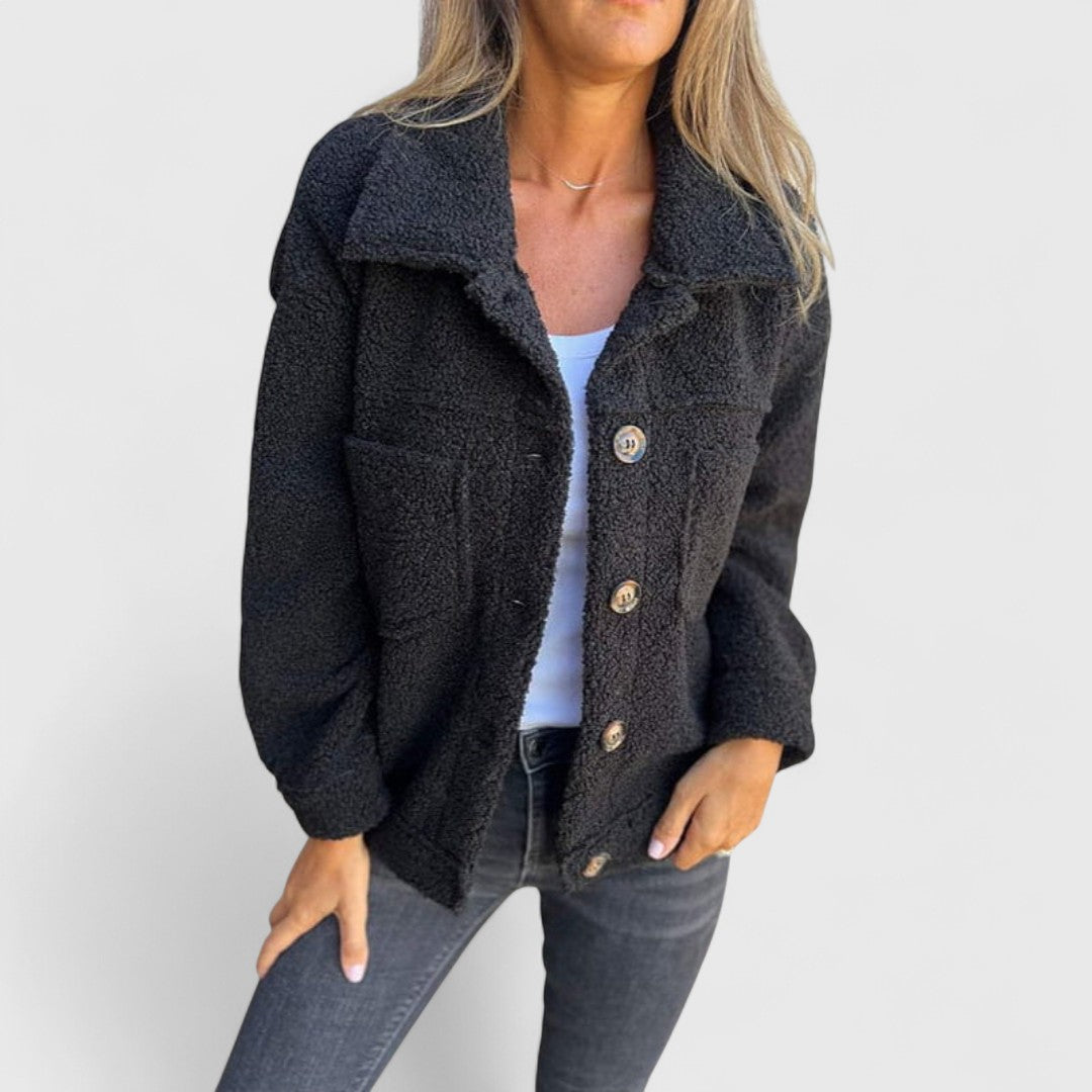 Danai - Topla i stylish jakna koja upotpunjuje svaku pojavu